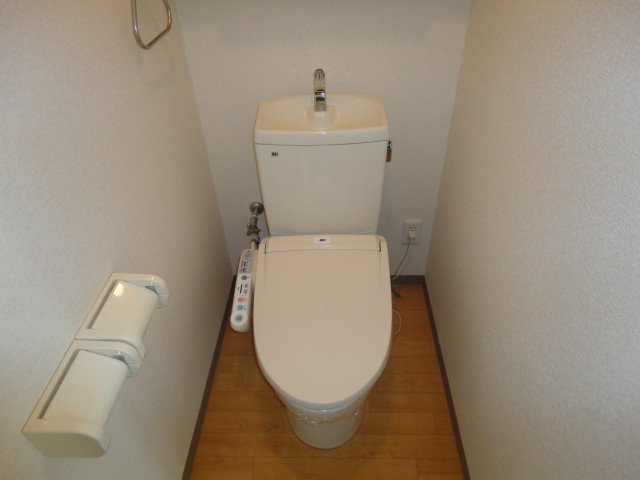 トイレ　シャワー付トイレ
