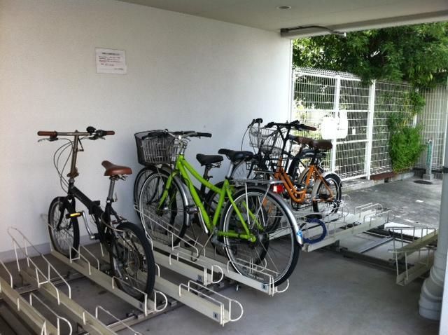 駐車場　■駐輪場■バイク置き場あり♪