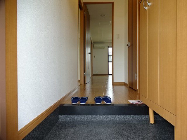 玄関　玄関（イメージ）