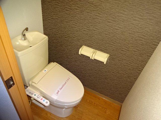 トイレ　シャワー付トイレ（イメージ）