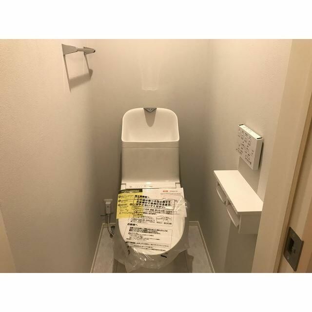 トイレ　清潔感のあるトイレです