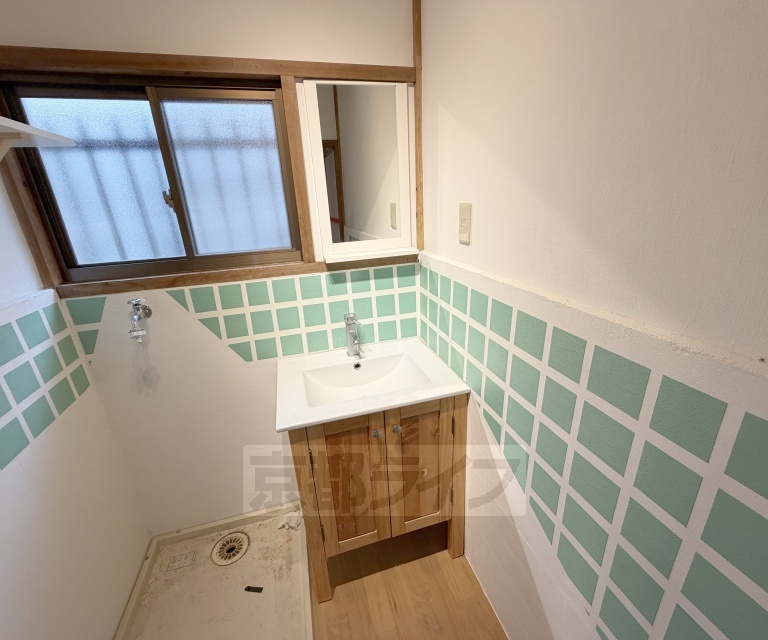 大枝沓掛町貸家の内装写真