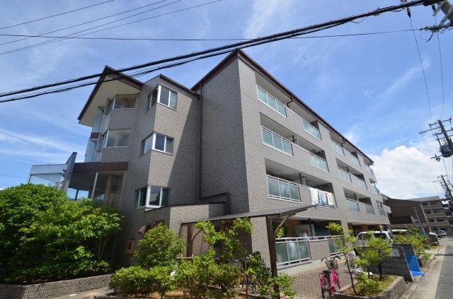 建物外観　オートロック付きでセキュリティ安心！