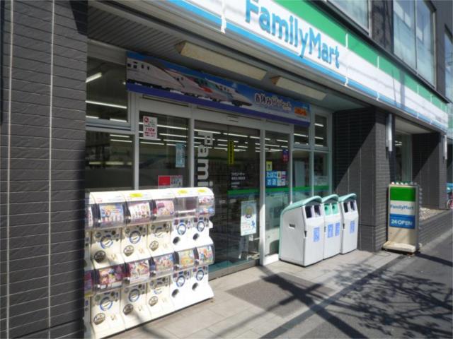 コンビニ　ファミリーマート 清澄白河駅前店（コンビニ）まで81m