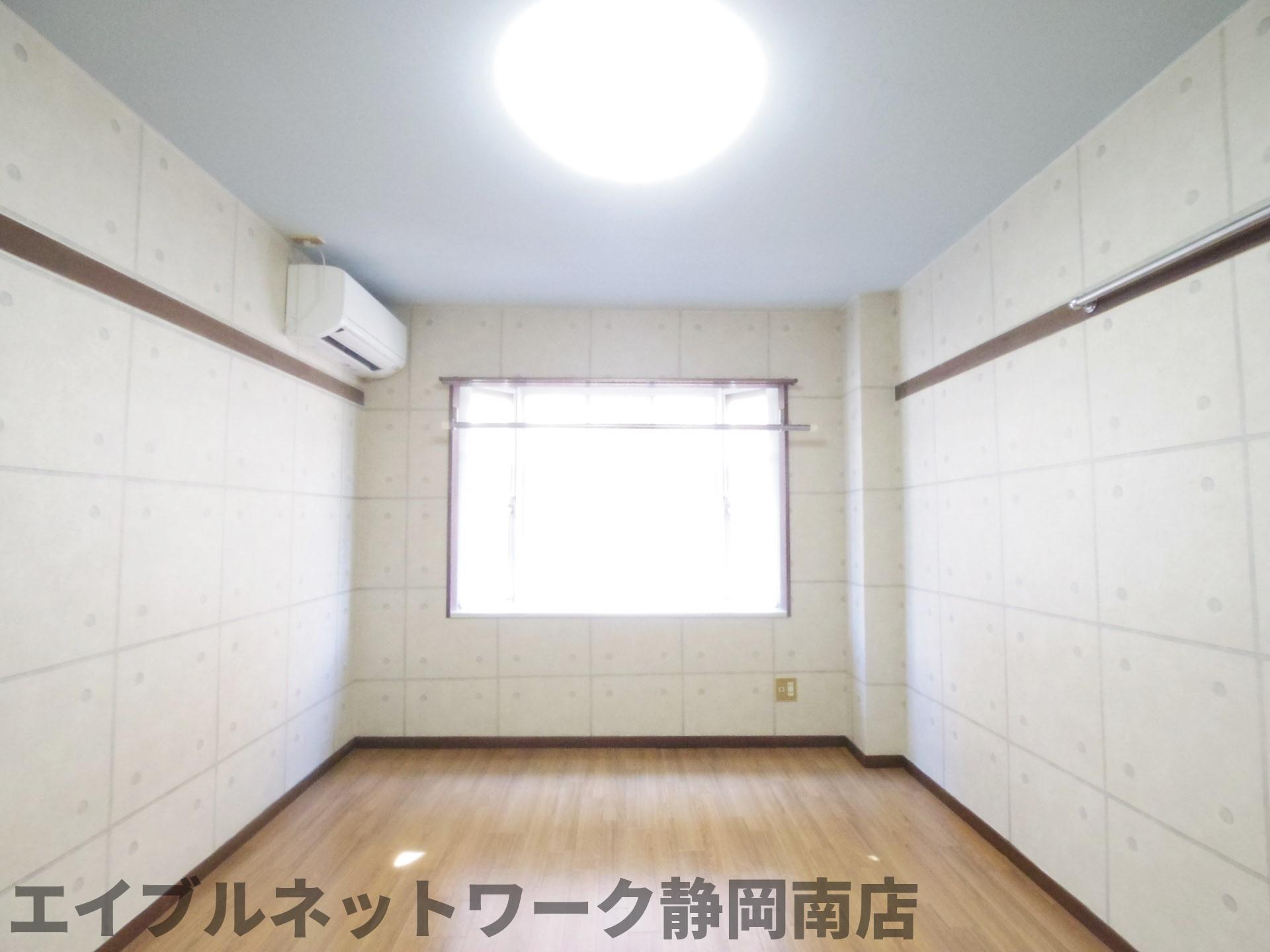 居室・リビング　おしゃれな居間です