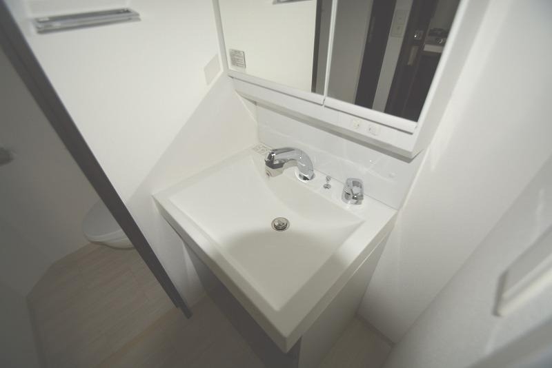 洗面設備　写真は同建物、同タイプのイメージ写真です。