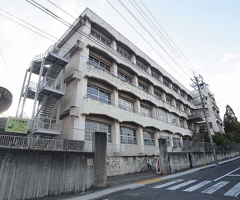 小学校　第二大山崎小学校（小学校）まで700m