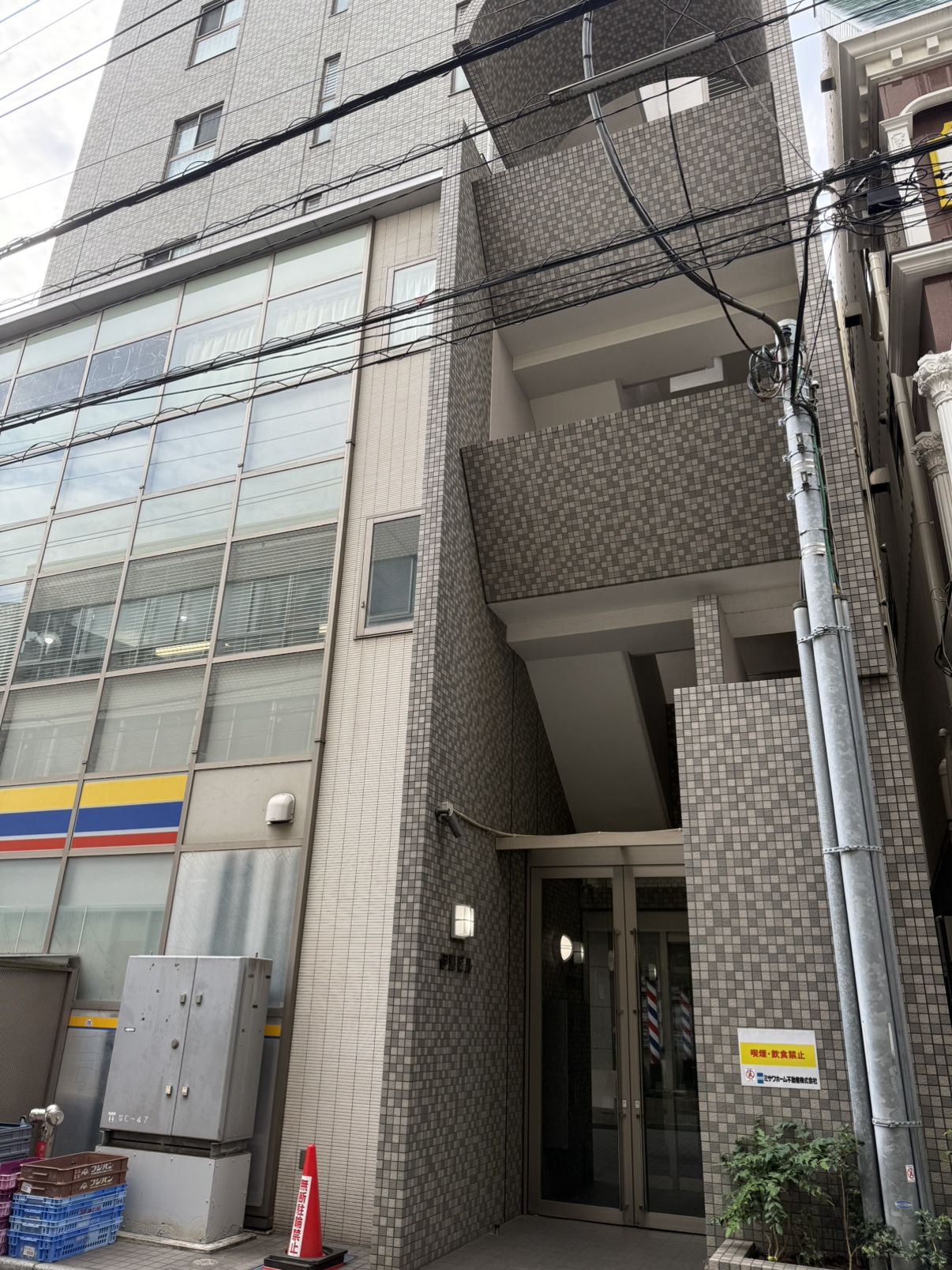 エントランス