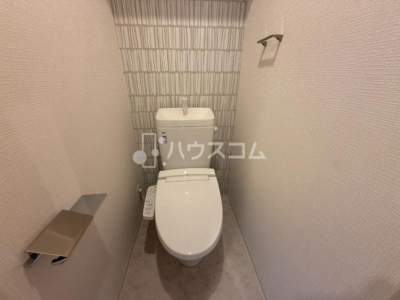 南海汐見橋線 木津川駅 徒歩19分 14階建 築1年のトイレ写真
