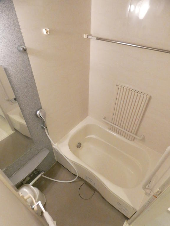 バス・シャワールーム　別部屋参考写真