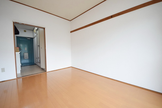 居室・リビング　★きれいなお部屋です★