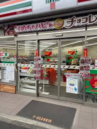 コンビニ　セブンイレブン 高円寺陸橋南店（コンビニ）まで83m