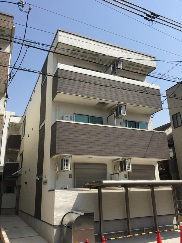 建物外観　※同タイプ同モデルの写真を使用