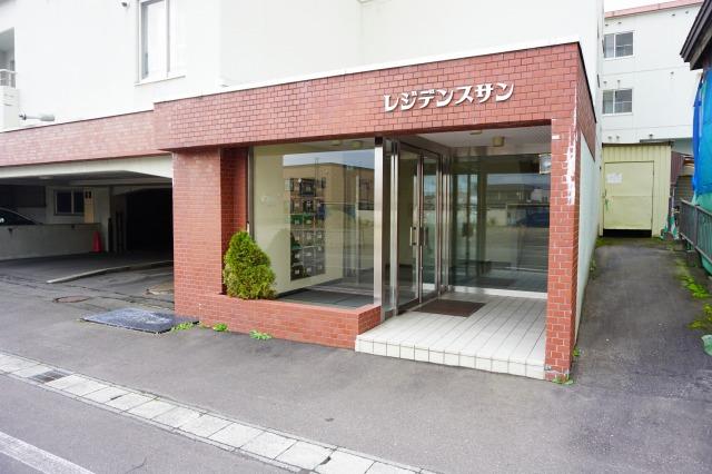 エントランス　エントランス