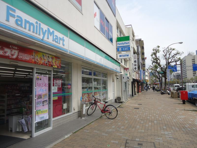 コンビニ　ファミリーマート高速神戸店（コンビニ）まで369m