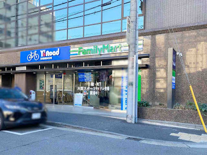 コンビニ　ファミリーマート 新橋桜田公園前店（コンビニ）まで192m
