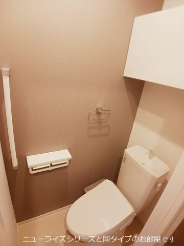 トイレ　ゆったりとした空間のトイレです