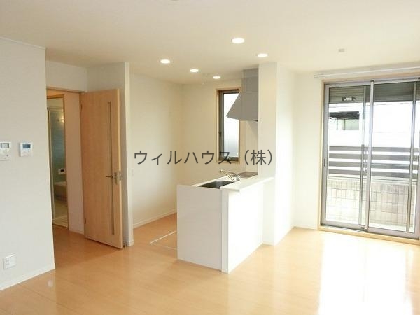 居室・リビング　人気のカウンターキッチン！