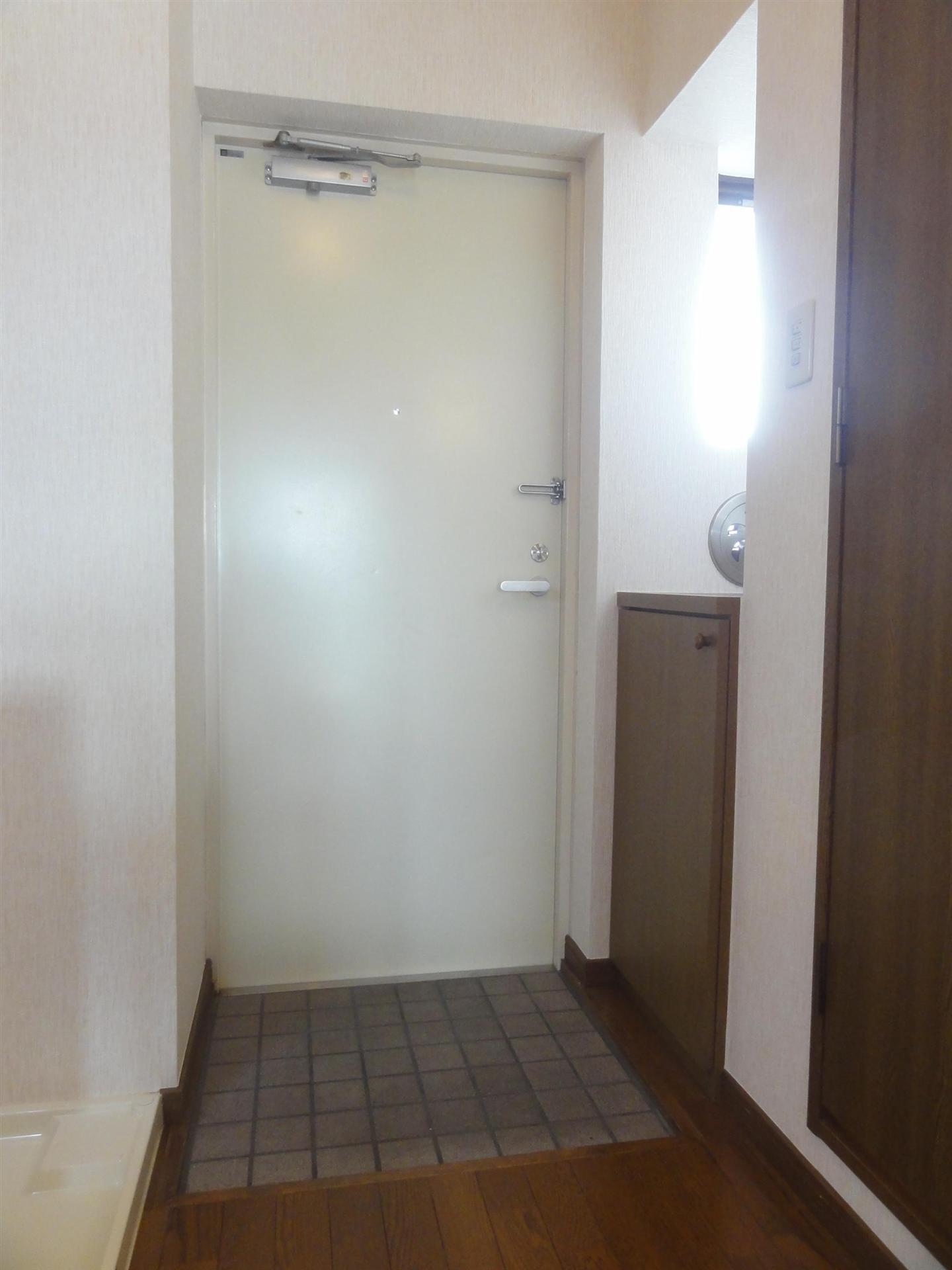 玄関　玄関