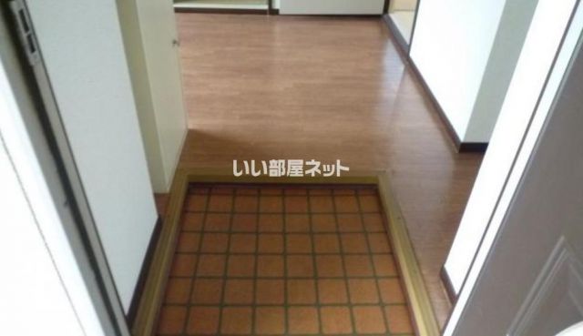 サンハイツの玄関写真