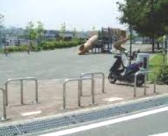 公園　瀬戸ケ谷町第三公園（公園）まで621m