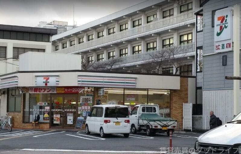 コンビニ　セブンイレブン京都七条大宮店（コンビニ）まで194m