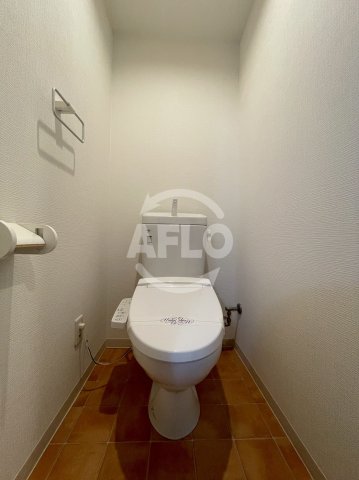 トイレ　グランパシフィック岸里東　温水洗浄便座