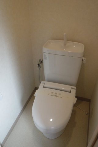 トイレ　※同建物別室、参考写真