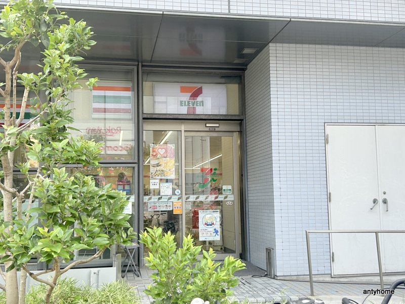 コンビニ　セブン-イレブン ＳＯＲＡ新大阪２１店（コンビニ）まで560m