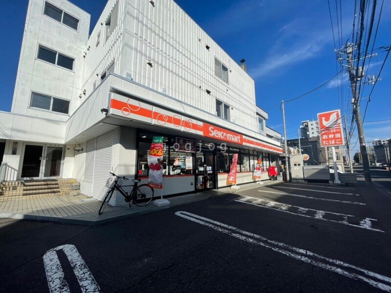 コンビニ　セイコーマート 澄川1条店（コンビニ）まで151m