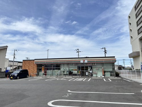 コンビニ　セブンイレブン　岸和田大町店（コンビニ）まで483m