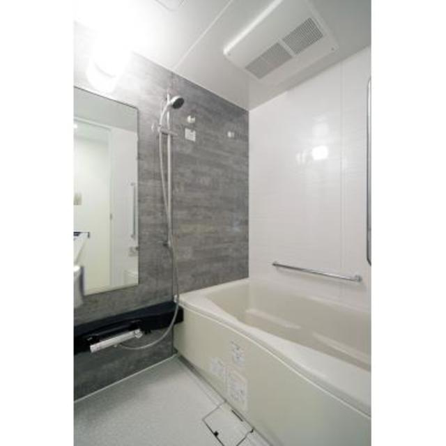 バス・シャワールーム　※写真は同タイプ住戸です。