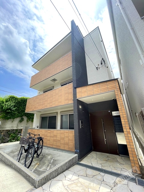 建物外観　ネットは無料で利用可能です♪♪