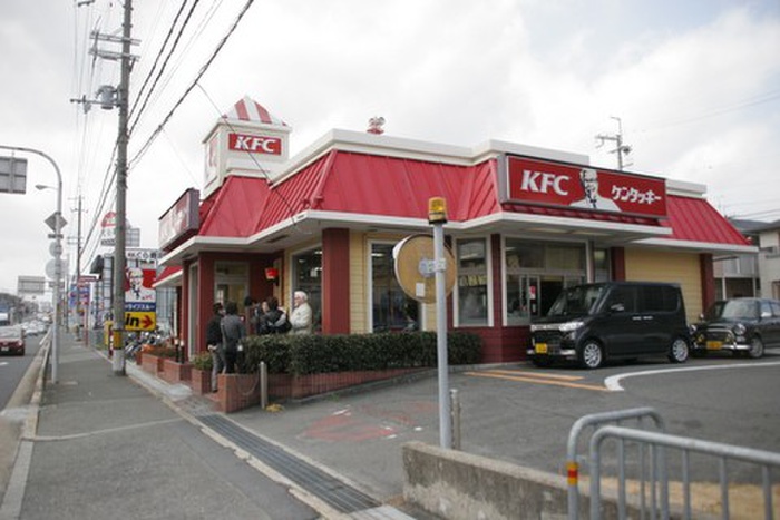 飲食店　ケンタッキー（飲食店）まで354m