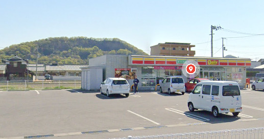 コンビニ　デイリーヤマザキ 高松六条町店（コンビニ）まで1935m
