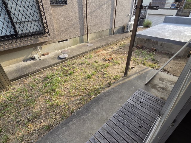 庭　たまにはお庭で休日を過ごしてみるのもよいかもしれません
