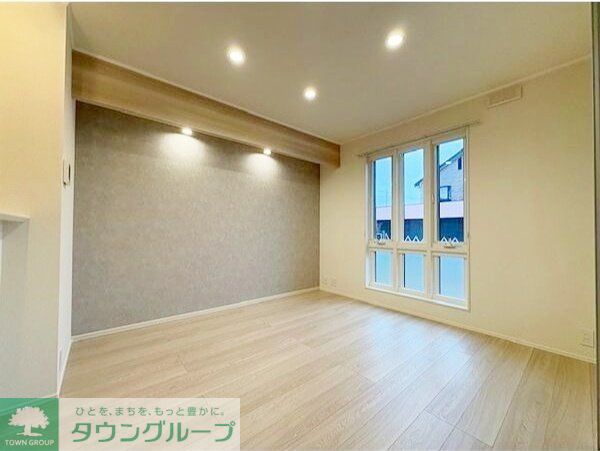 ウイングクレストCの居間写真