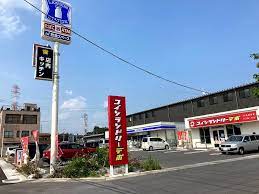 コンビニ　ローソン 鳩ヶ谷高校前店（コンビニ）まで441m