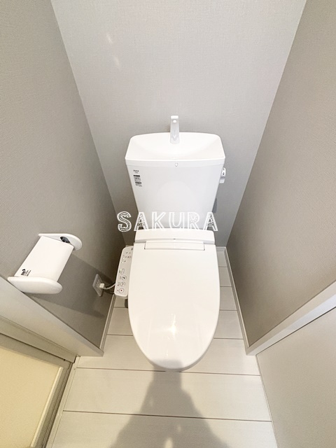 トイレ　落ち着いた色調のトイレです♪