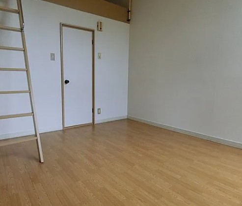 居室・リビング　※別部屋参考写真