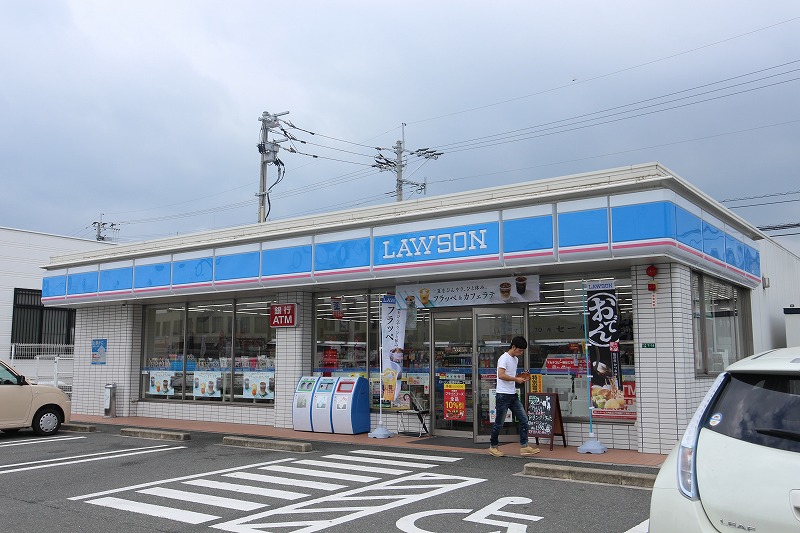 コンビニ　ローソン 東福間駅前店（コンビニ）まで852m