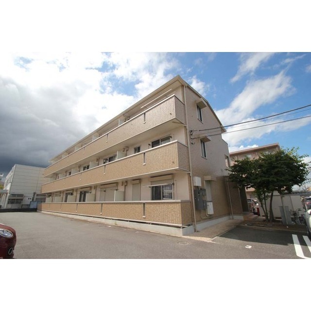 建物外観　～オートロック付いてます～