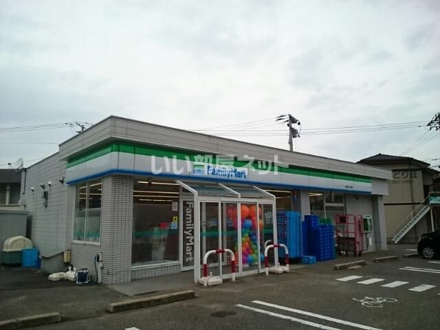 コンビニ　ファミリーマート　新潟五十嵐店（コンビニ）まで146m