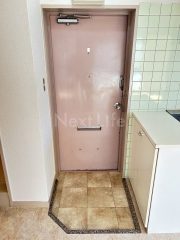 メゾン東大和の玄関写真