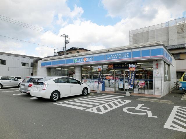 コンビニ　ローソン／小倉宇佐町店（コンビニ）まで119m