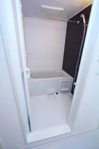 バス・シャワールーム　お風呂です