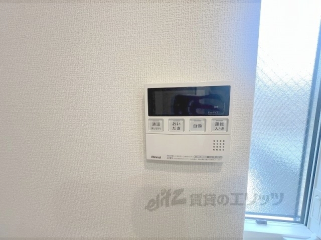 その他設備　給湯器リモコン