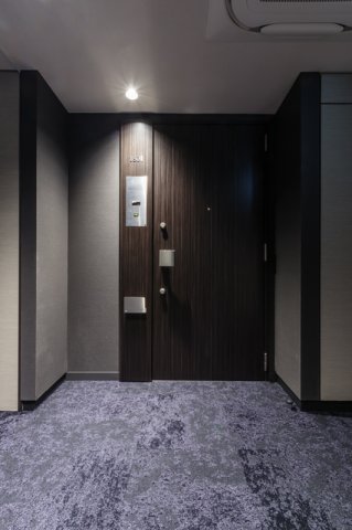 玄関　※写真は同タイプ住戸です。