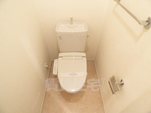 トイレ　同マンション別部屋写真