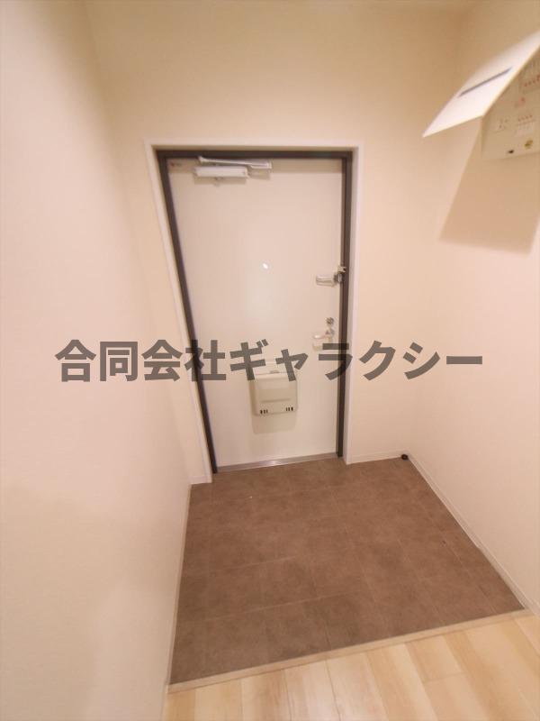 玄関　玄関もひろいです。